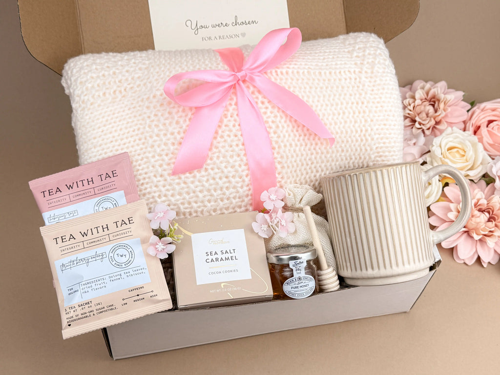 Luxury Birthday Gift Basket for Mom