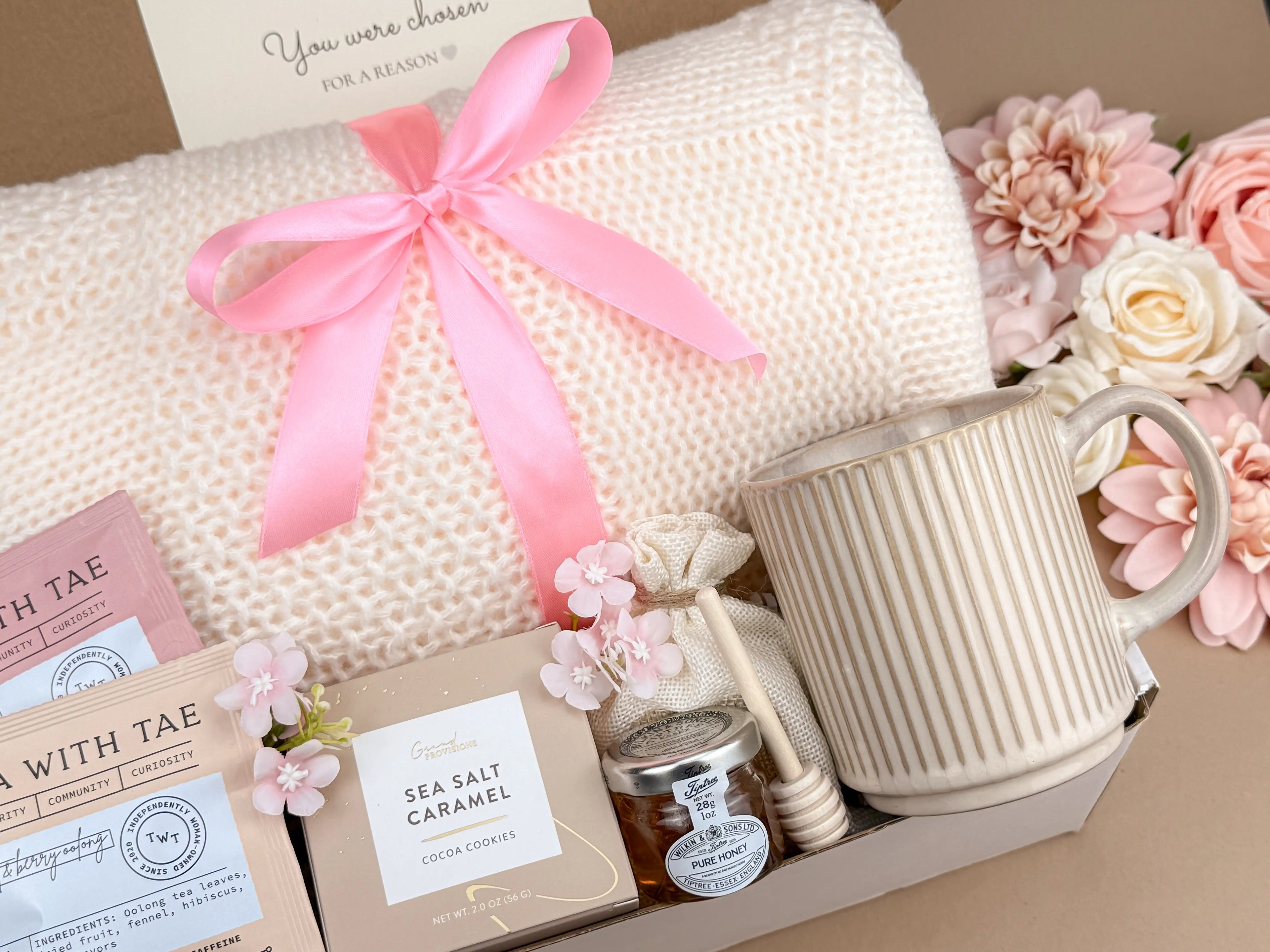 Luxury Birthday Gift Basket for Mom