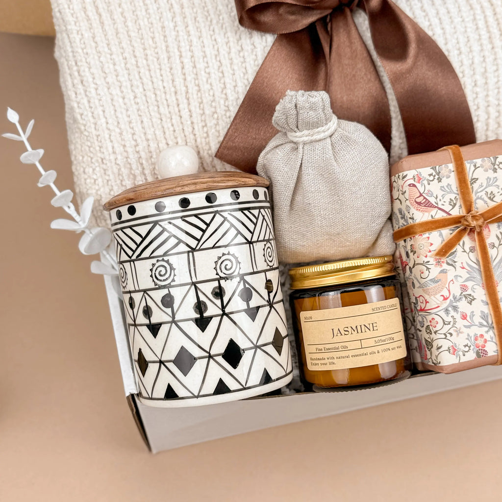Custom Gift Boxes for Women – Cozy Blanket & Soy Candle Set