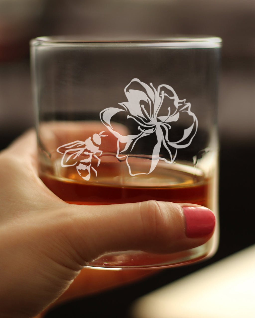 Bee Flower - Whiskey Rocks Glass - Cute Gifts for Bumblebee & Nature Lovers - 10.25 Oz