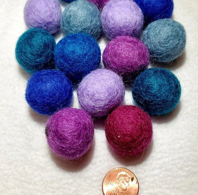 ORGANIC WOOL CAT BALL TOYS